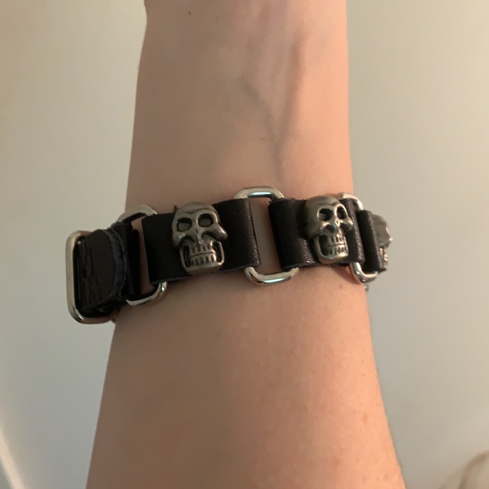 Skull ligament bracelet cuff